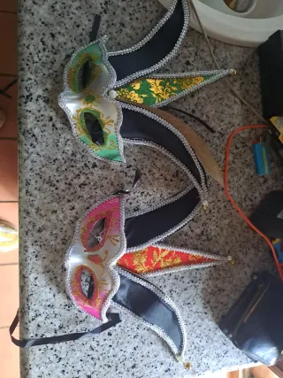 2 Máscaras Bufón