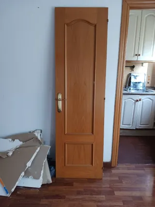 Puerta madera 60x205