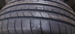  245/45 R18 100Y