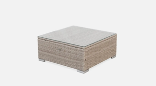 Set divano e poltrona da giardino a 5 posti.