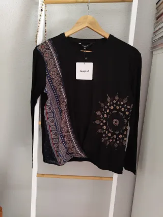 Camiseta Desigual Negra Talla XS