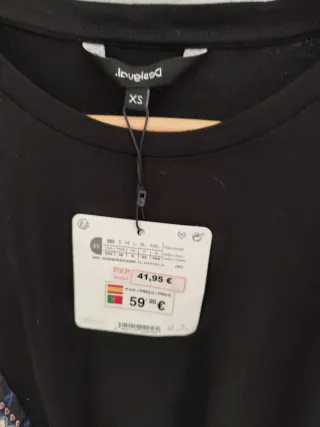 Camiseta Desigual Negra Talla XS