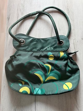 Bolso Skunkfunk verde y amarillo.