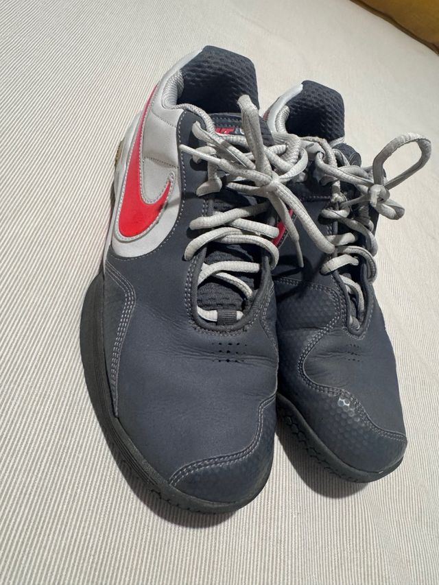 Zapatillas Nike Tenis Gris y Rosa