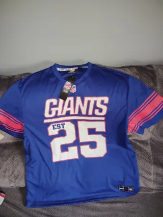 Camiseta tirantes talla L 
Camiseta manga corta Xl