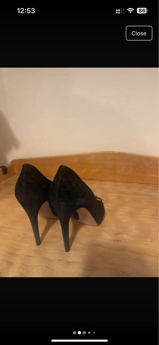 Zapatos de tacón Gucci peep toe negros