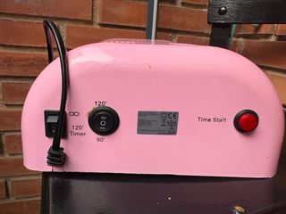Lámpara UV para uñas rosa
