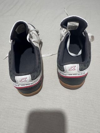 Zapatillas de fútbol sala Kipsta blancas