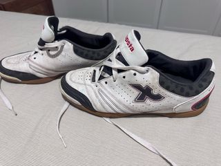 Zapatillas de fútbol sala Kipsta blancas