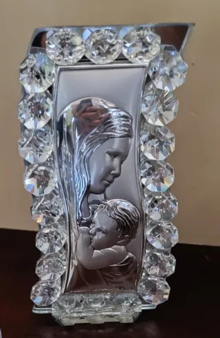  Madonna Bambino Cristalli