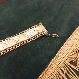 Antigua pulsera chapada en oro