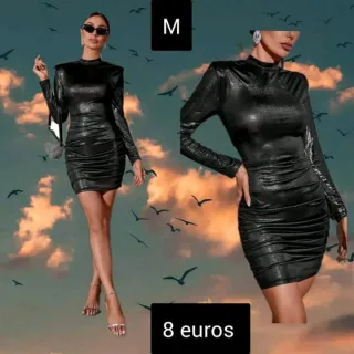 Vestido negro ajustado talla M