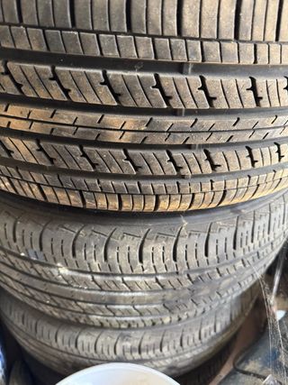 Llantas Chrysler Voyager