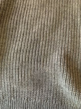 Jersey gris cuello alto