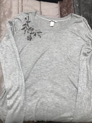 Jersey premamá gris con bordado