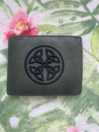 Cartera de piel 