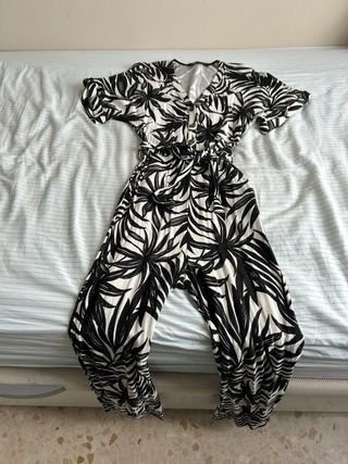 Mono Zara estampado hojas Talla XS