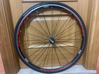 Ruedas Mavic Aksium carretera completas