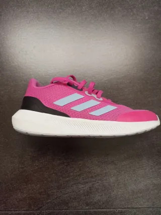 Zapatillas Adidas Niña Rosa y Negras.