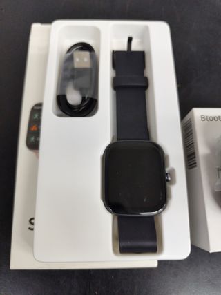 Pack Smartwatch y Auriculares Inalámbricos Negros