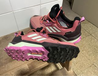 Adidas Terrex Ax4 GTX Mujer Rosa
Talla 39 1/3