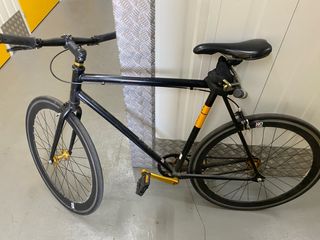 Bicicleta Fixie Negra NoLogo con frenos nuevos