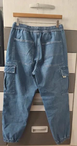 Pantalón Cargo Jogger Pull&Bear Talla M