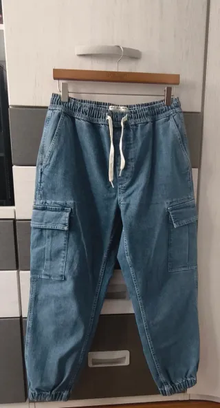 Pantalón Cargo Jogger Pull&Bear Talla M