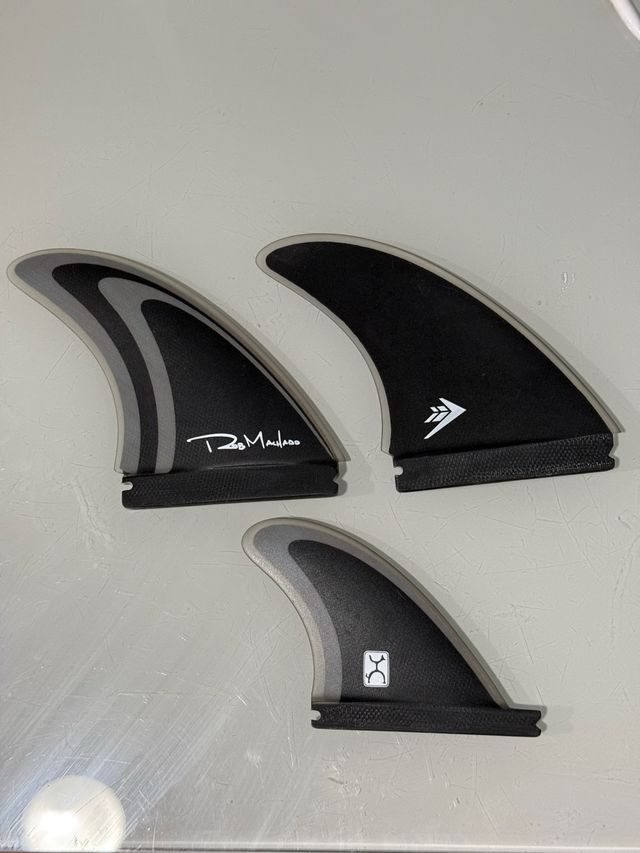 Tabla de surf Machadocado 5.6,   32.3 Litros