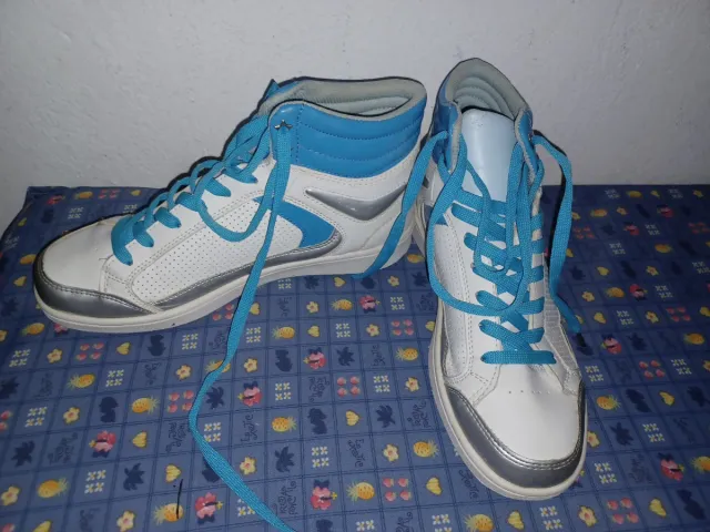 Zapatillas deportivas altas lote las 2x20€