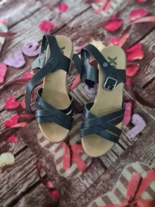 Sandalias Xti Negras