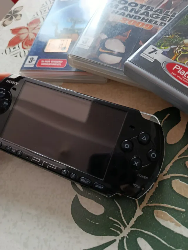 PSP portable Sony console Giochi Wall-E, Football