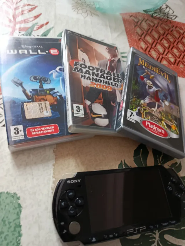 PSP portable Sony console Giochi Wall-E, Football