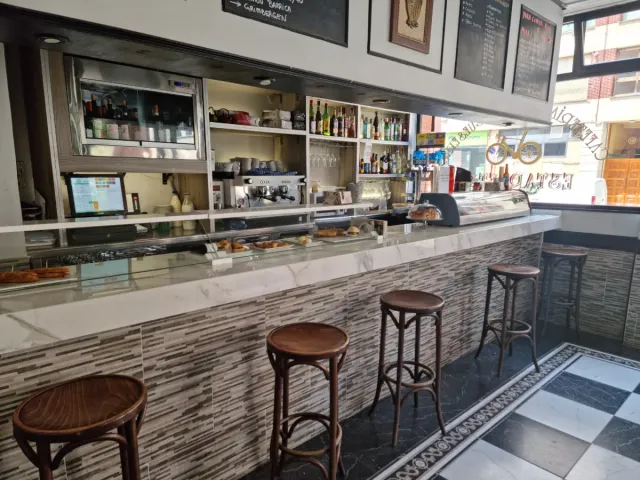 Se alquila local Leioa