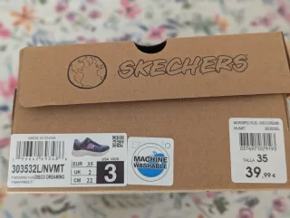 Zapatillas Skechers niña talla 35.