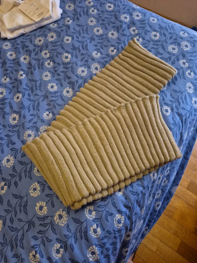 Bufanda Parfois beige