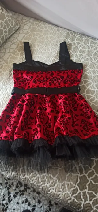 Vestido Hell Bunny Rojo y Negro Talla XL. 