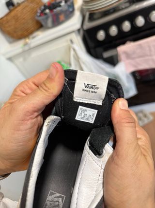 Zapatillas Vans niño negras y naranjas