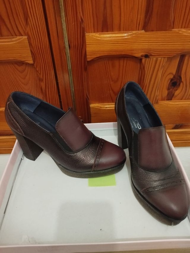 Zapatos de vestir marrones