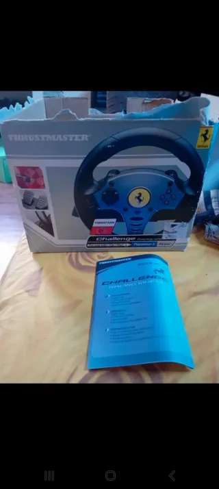 Volante Thrustmaster Ferrari + Pedaliera PS2