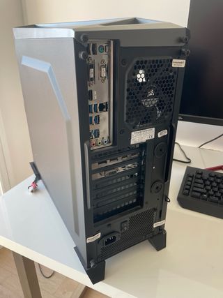 Torre PC + Productos Razer