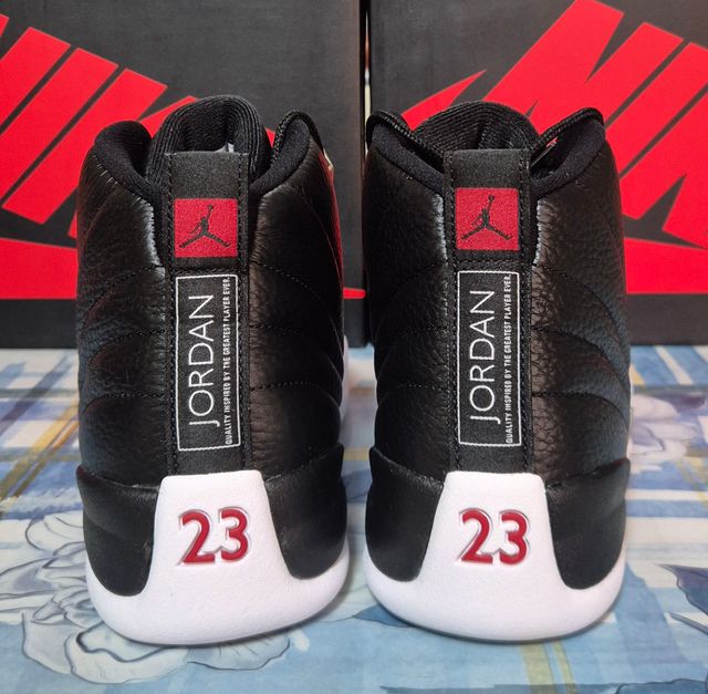 Nike Jordan 12 Playoffs Talla 45 US11 Nuevas