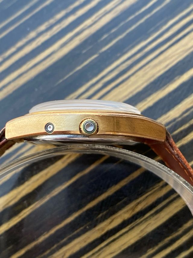 Omega Constellation Quartz Vintage Oro Blanco