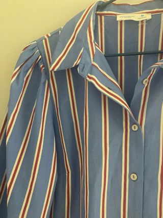 Camisa de rayas azul y roja talla M
colección 
