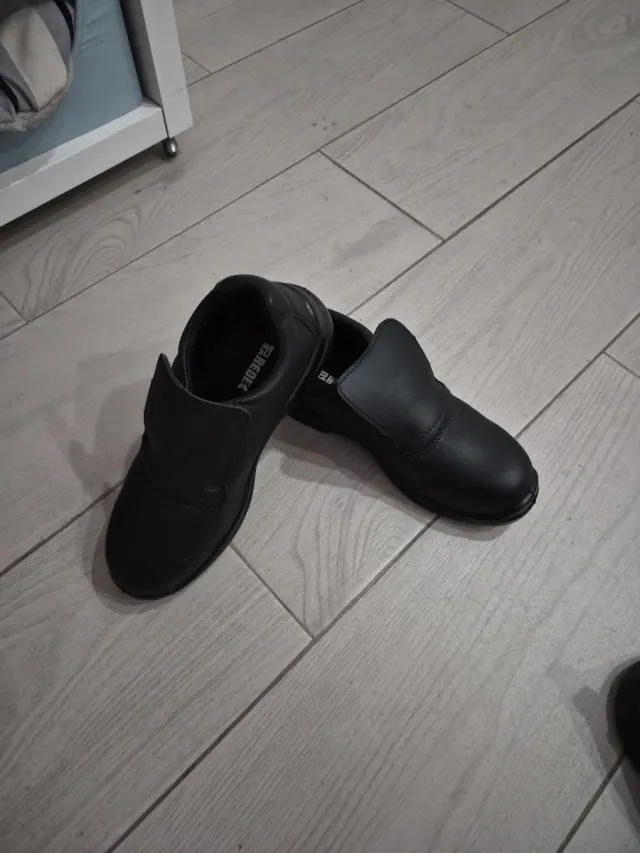 Botas de trabajo mujer talla 39 negras nuevos