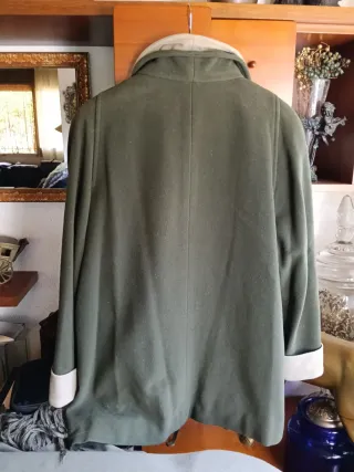 Abrigo de lana y cachemira verde