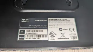 Switch Cisco SG100D-08P PoE