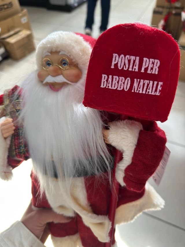 Babbo Natale con cassetta postale 40 cm