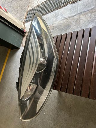 Faros Delanteros Izquierdo, Derecho
Renault Megane