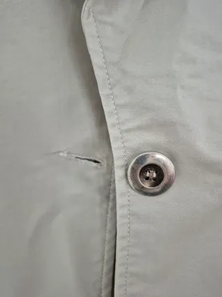 Elegante Traje chaqueta con falda beige a juego